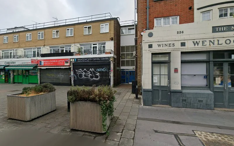 Dadashian Dr A - Dental clinic in London