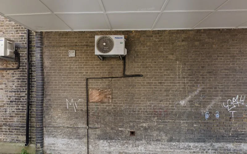 P Datta & Associates - Dental clinic in Grays