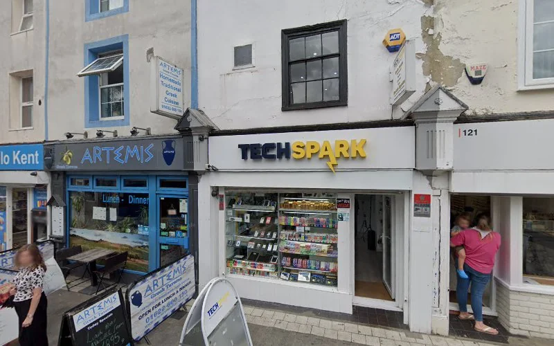 Essex Smiles Maidstone - Teeth whitening service in Maidstone