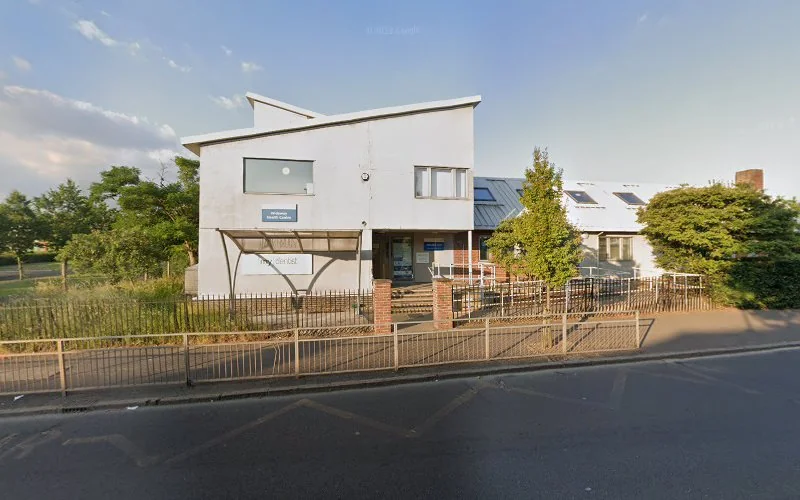 Adp Dental - Dental clinic in Mitcham