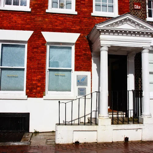 Millennium Dental Clinic - Dental clinic in Gosport