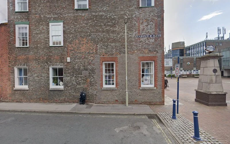 Grobler - Dental clinic in Gosport