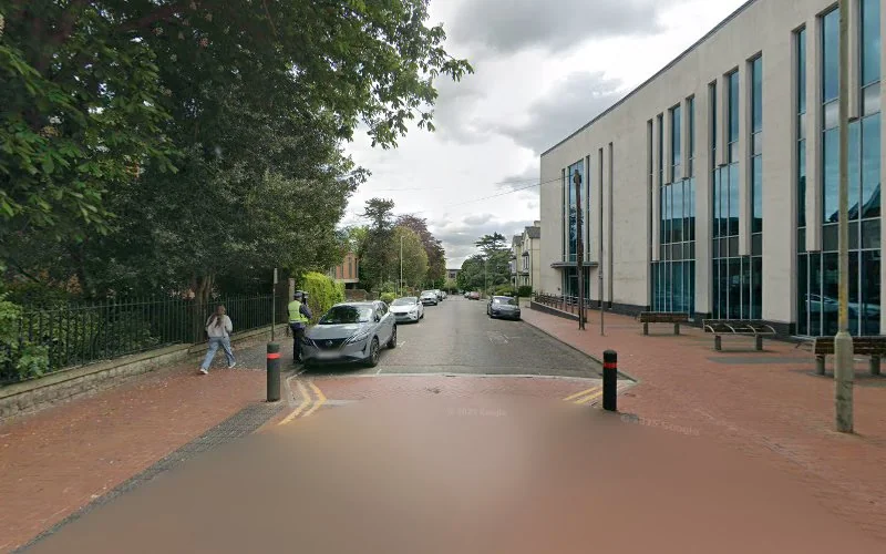 McKie K - Dental clinic in Ashford