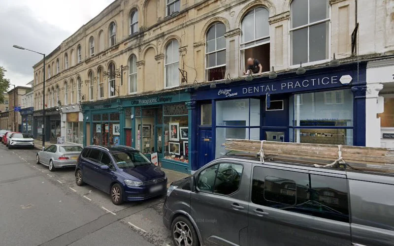 White N - Dentist in Bristol