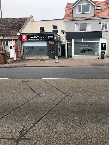 Preston Dental Laboratory - Dental laboratory in Paignton