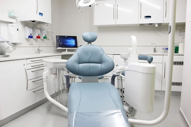 MK Smiles - Dentist in Milton Keynes