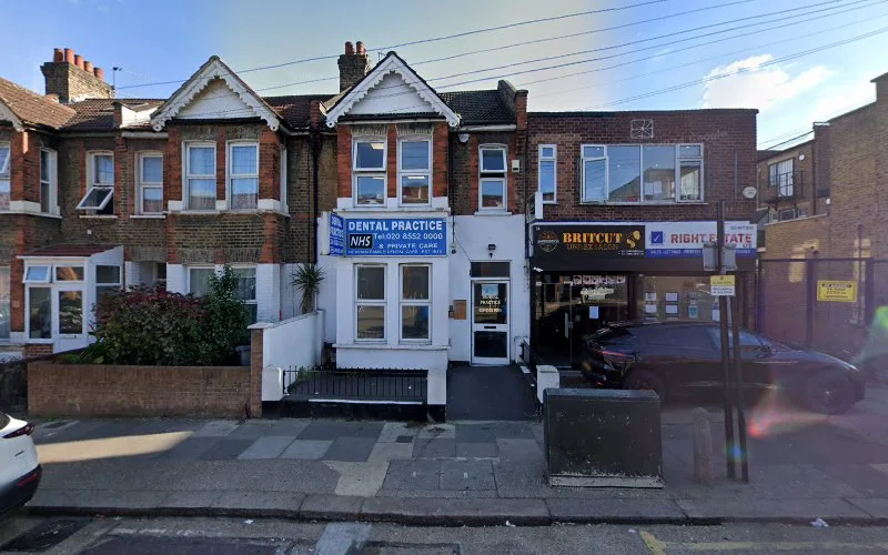 Patel M R - Dental clinic in London