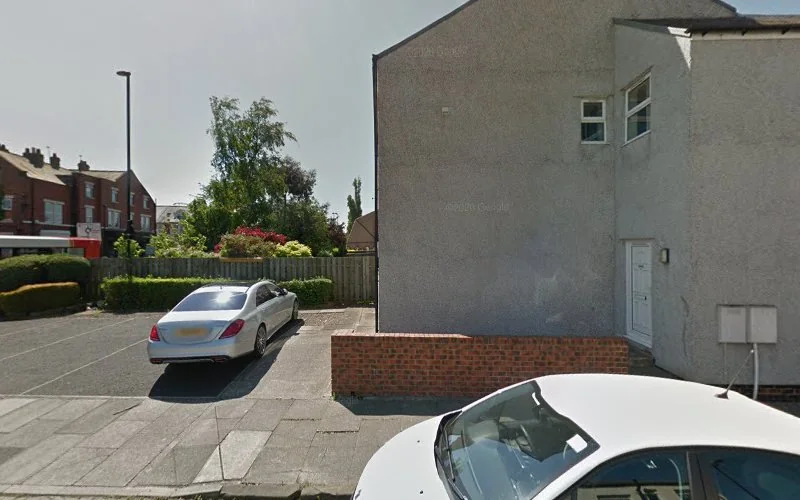 M I Bholah Dental Practice - Dental clinic in Newcastle upon Tyne