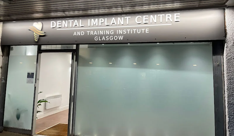 Dental Implant Centre Glasgow - Dental clinic in Alexandria