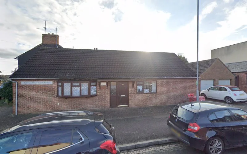 Curnock G D - Dental clinic in Kettering