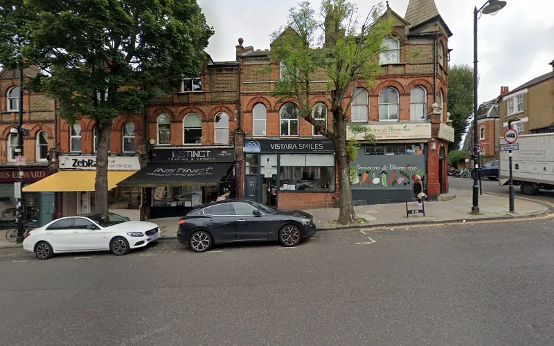 Vistara Smiles - Dentist in London