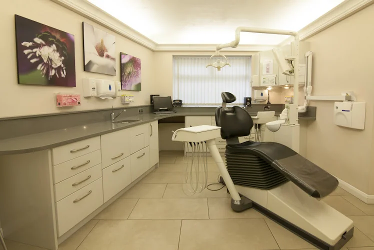 Glebe House Dental Care - Dental clinic in Virginia Water