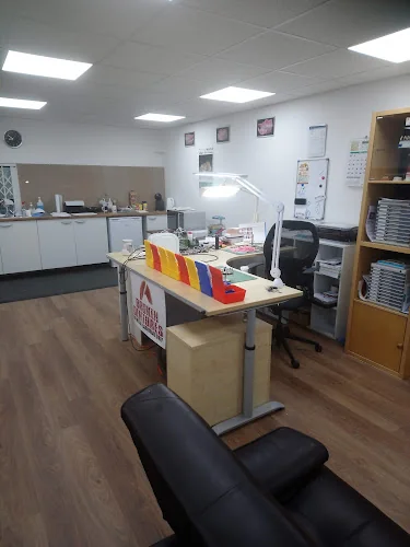 Broken Dentures (Mobile Service) - Emergency dental service in Chester