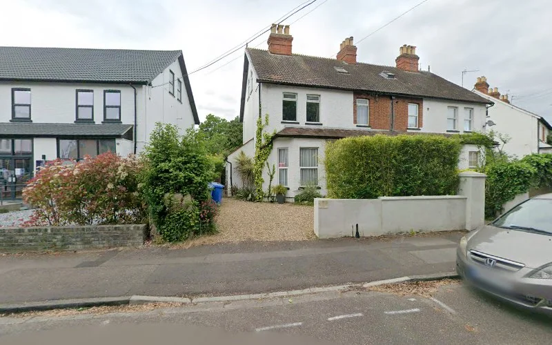 Dr M Steinmetz - Dentist in Maidenhead