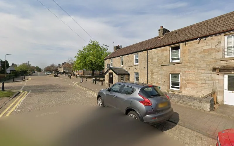 Bellsquarry Dentistry - Dental clinic in Livingston