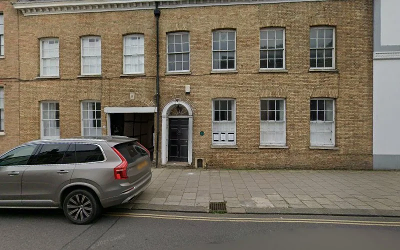 McCartney J B - Dental clinic in King's Lynn