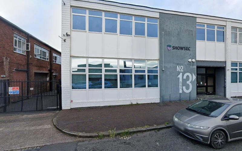 Bradburn Clinical Solutions - Dental clinic in Manchester