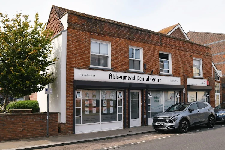 Abbeymead Dental Centre - Dental clinic in Chertsey