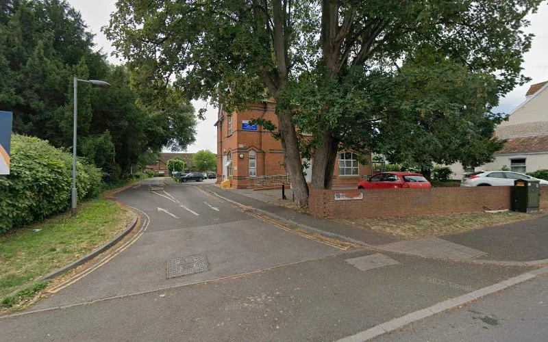 Dental Advice Line - Dentist in Bridgwater