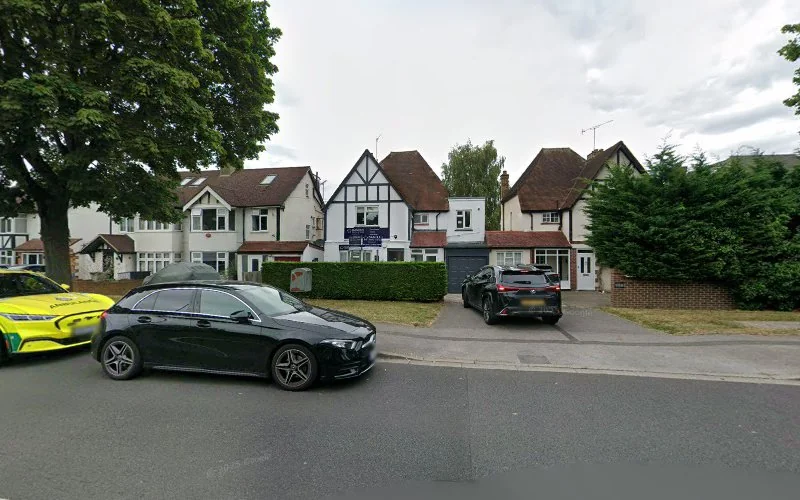 Hirsh Dr H R - Dental clinic in Ruislip