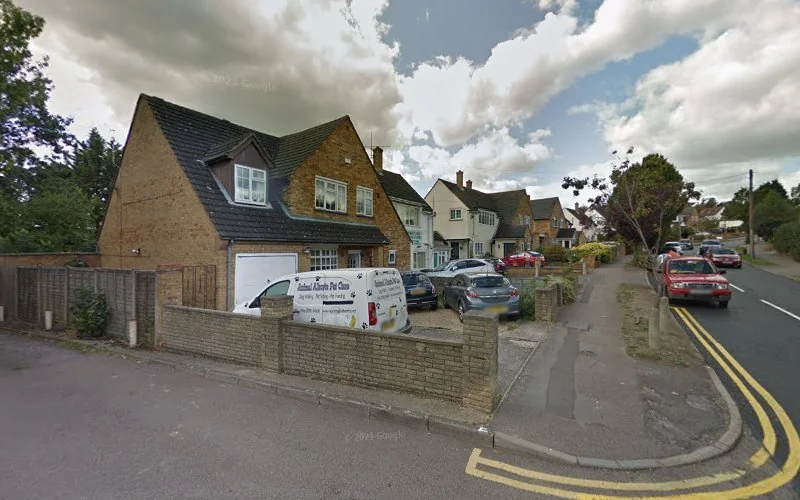 Dr S Aaron - Berry Lane Dental - Dentist in Rickmansworth