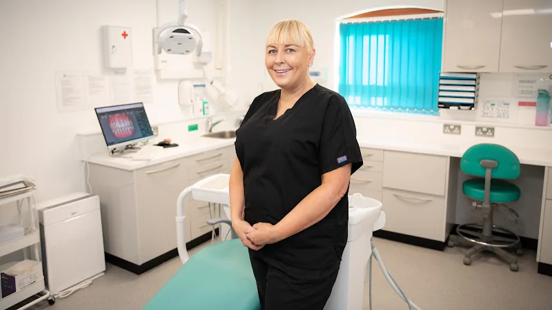 Aesthetique Dental Care - Dentist in Leeds