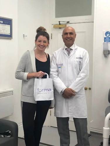Forma Smile & Beauty Dental Clinic - Dentist in London
