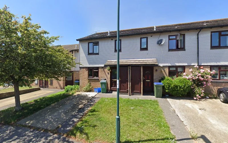 Mrs L.Evans - Dental clinic in Bognor Regis