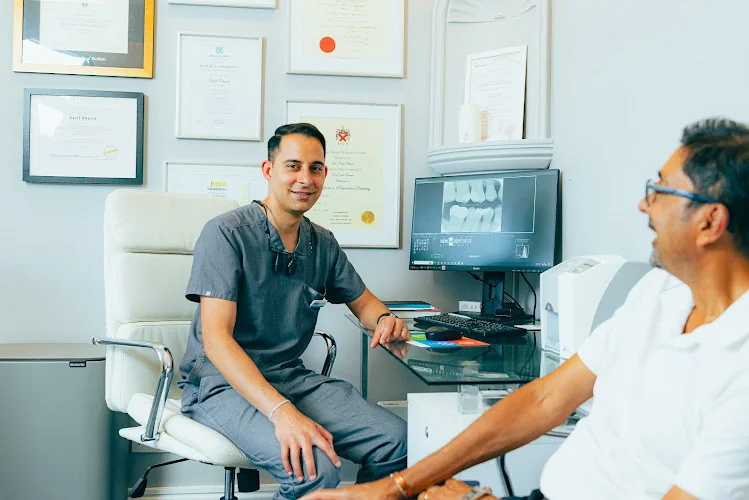 Streetly Smiles Dental Care - Dentist in Sutton Coldfield