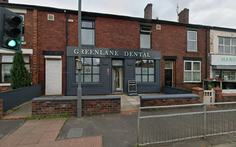 Georson Dental - Doctor in Leigh