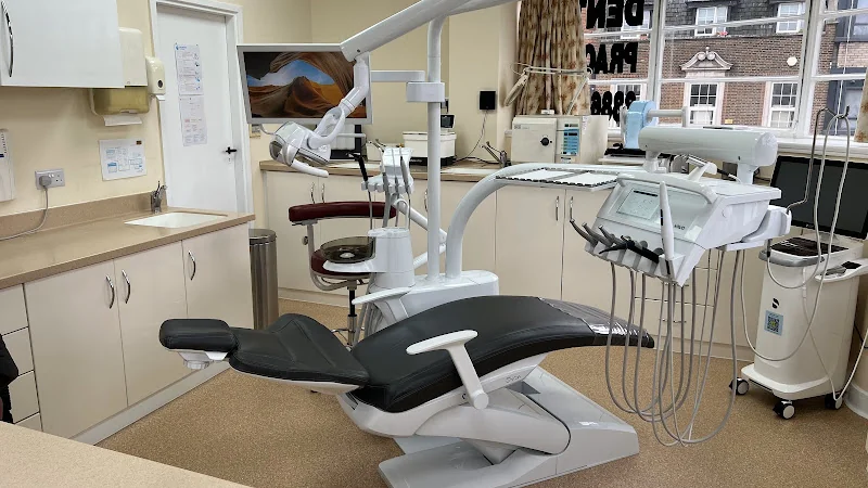 Vaswani Dental Practice in Southgate London N14. - Dental clinic in London