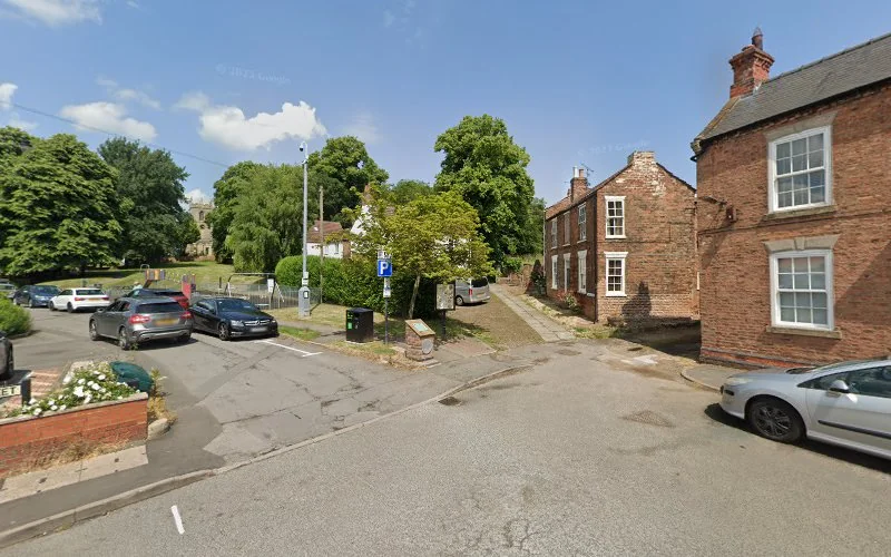 Gatecliff A N - Dental clinic in Doncaster