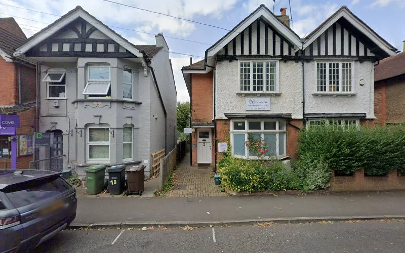 Williams Nicki - Dentist in St Albans