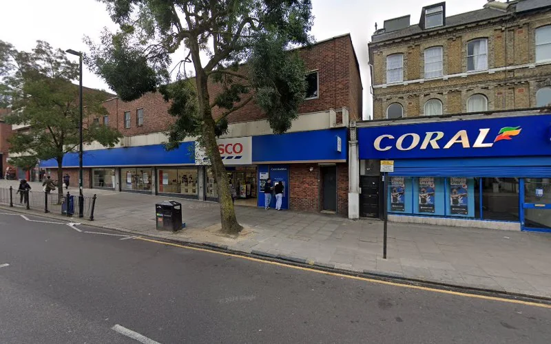 Shah M A - Dental clinic in London