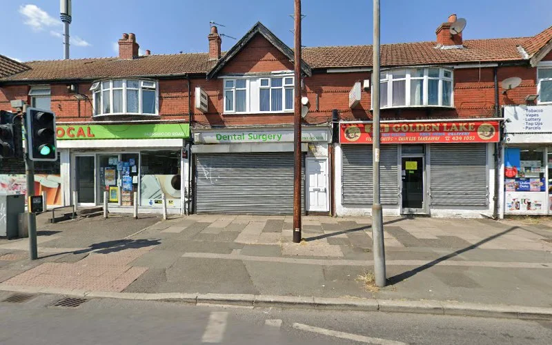 Llewellyn D I - Dental clinic in Manchester