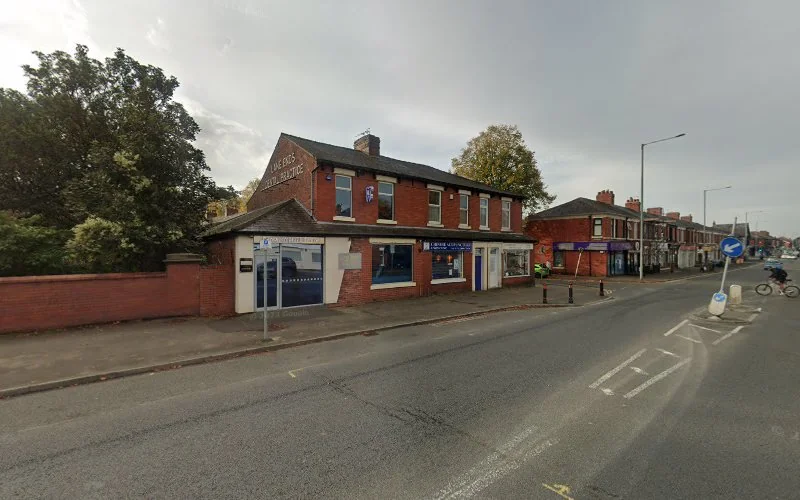 Dr. H. Kaviani - Cosmetic dentist in Preston