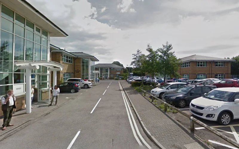 Hills Darren - Dental clinic in Cardiff