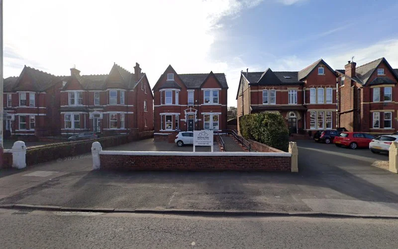 Polski Dentysta w Southport - Dental clinic in Southport