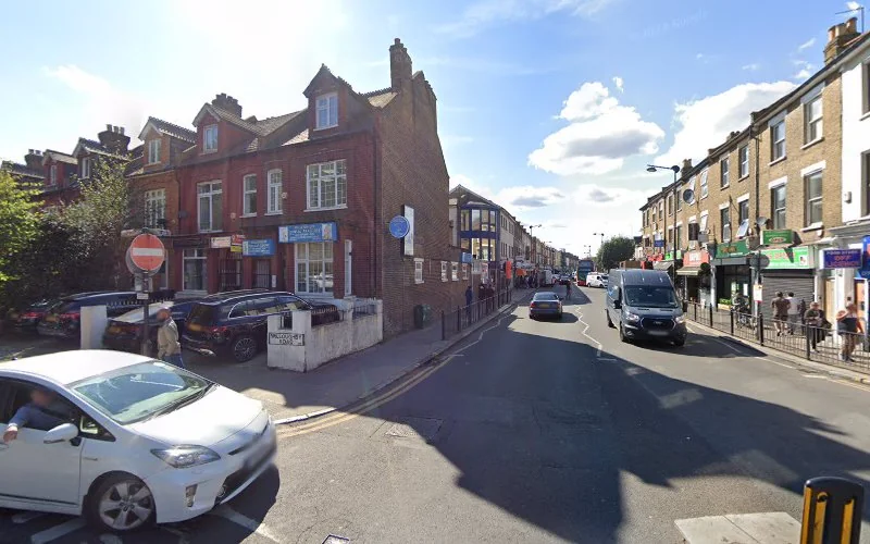 Tabibzadeh Mr S - Dentist in London