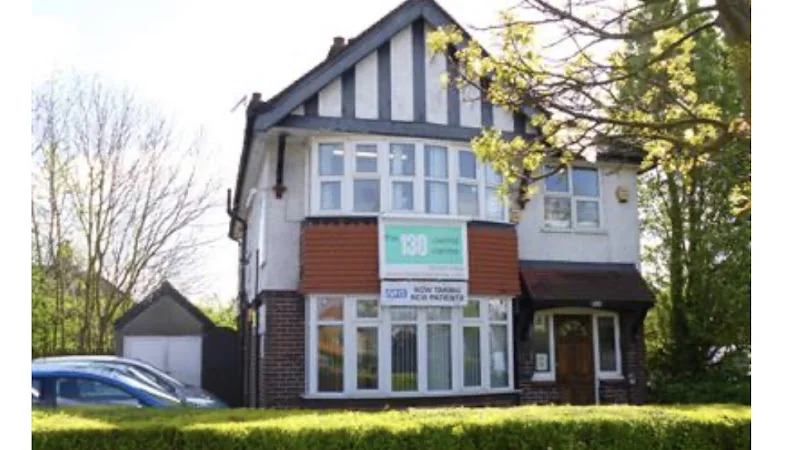 130 dental centre - Dental clinic in Hayes