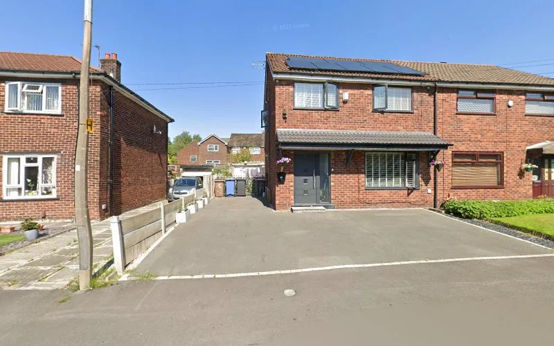 Dental repairs - Dental laboratory in Manchester