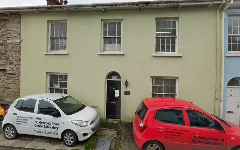 St George's Road Dental Laboratory - Dental laboratory in Truro
