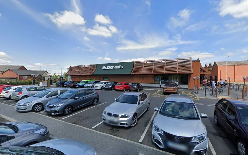 Crewe Dental Practice - Dental clinic in Crewe