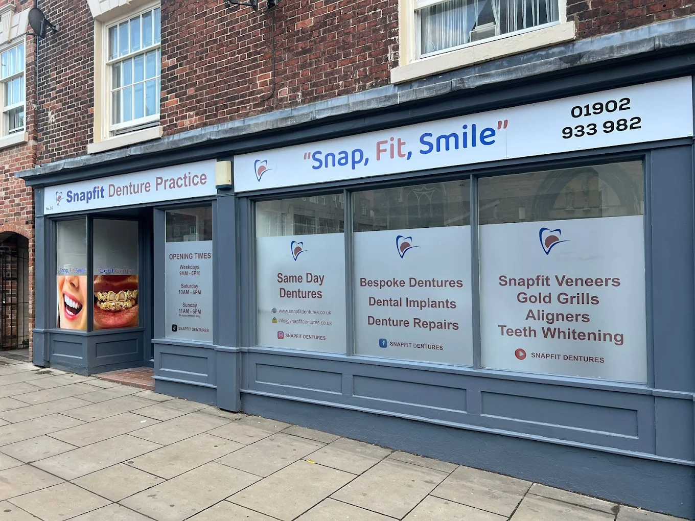 Snapfit Dentures - Dentist in Wolverhampton