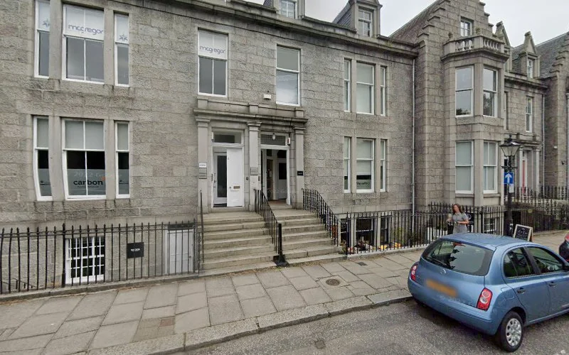 Mark Palmer & Associates - Dental clinic in Aberdeen