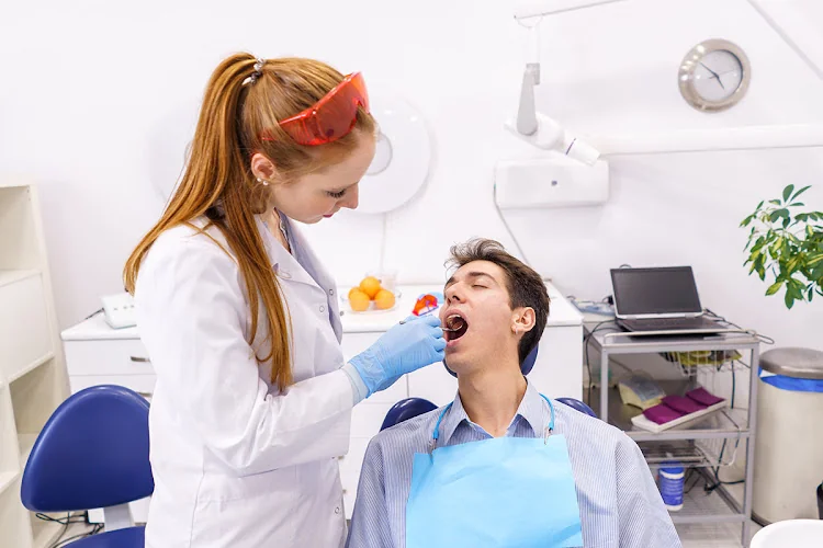 Maycroft Dental Practice - Dentist in Wirral