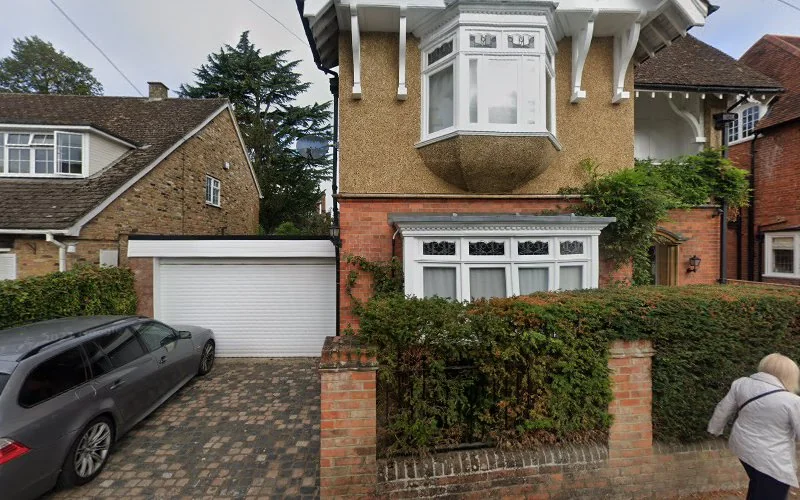 Broomhurst Dental Surgery - Dentist in Marlow