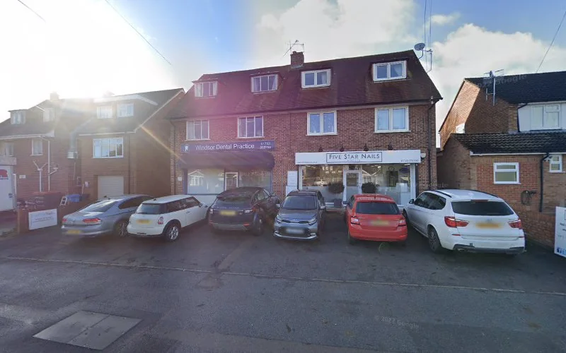 Middleton Edward Henry John - Dentist in Windsor