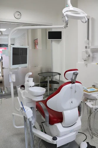 Envy Smile Dental & Aesthetics | Composite Bonding London - Dentist in London