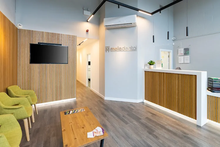 Mola Dental - Dentist in Sheffield